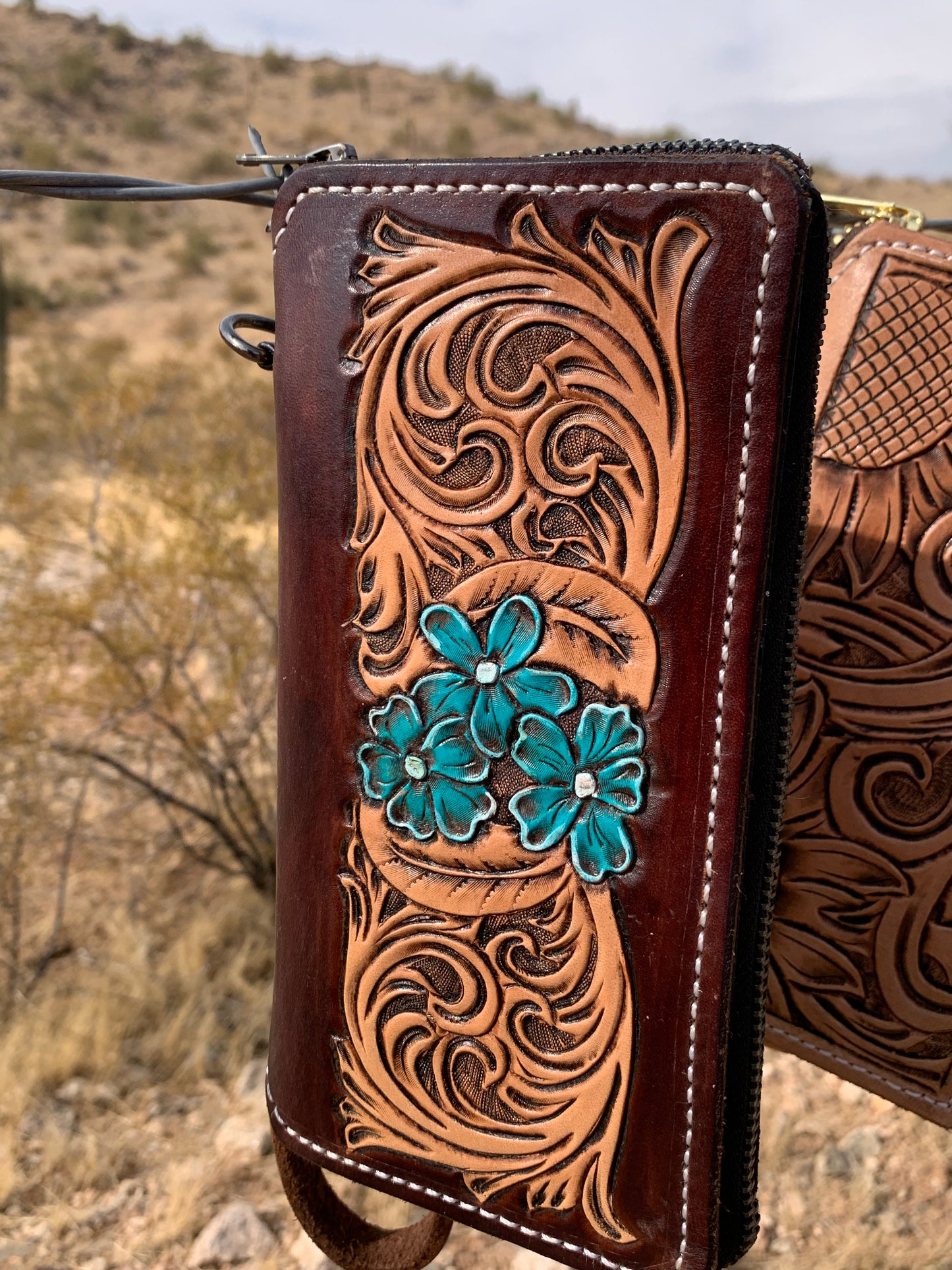 Turquoise Floral Wrislet Zipper Wallet